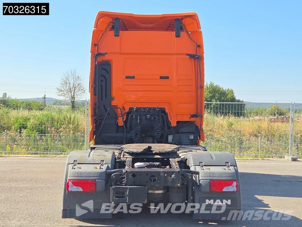 MAN TGX 18.460 4X2 XLX Mega Retarder 2x Tanks TUV Vlačilci
