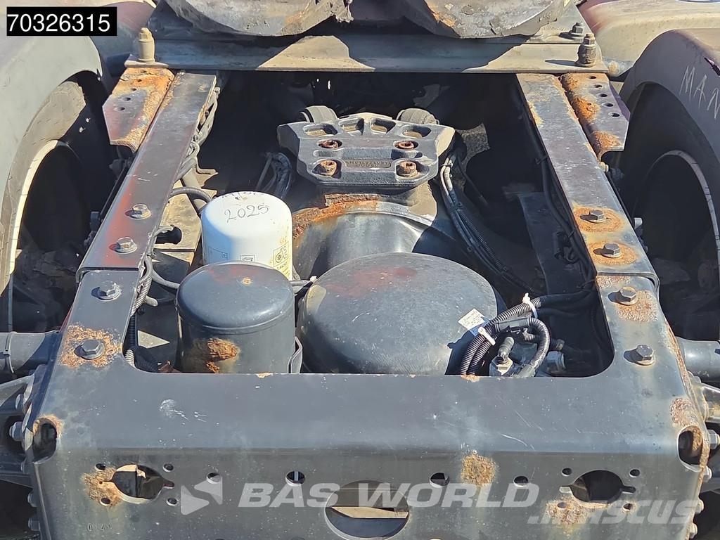 MAN TGX 18.460 4X2 XLX Mega Retarder 2x Tanks TUV Vlačilci