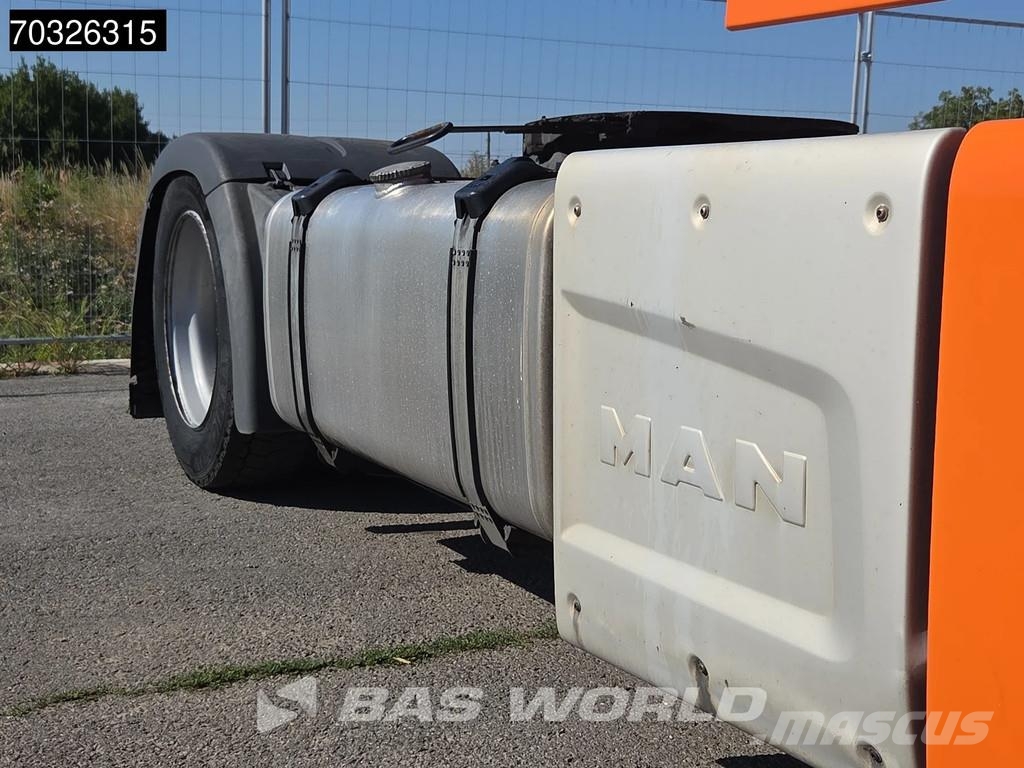 MAN TGX 18.460 4X2 XLX Mega Retarder 2x Tanks TUV Vlačilci