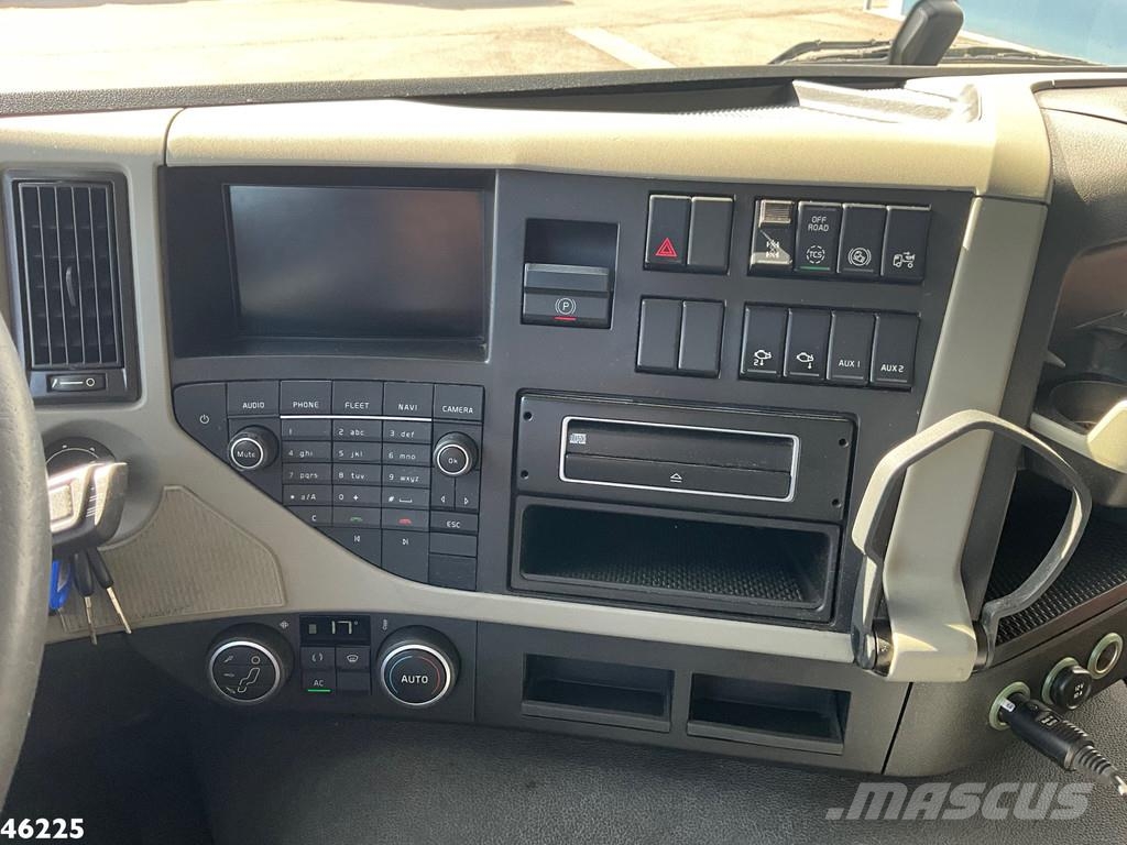 Volvo FM 410 8x4 Hiab 28 Tonmeter laadkraan met 20 Ton S Kotalni prekucni tovornjaki