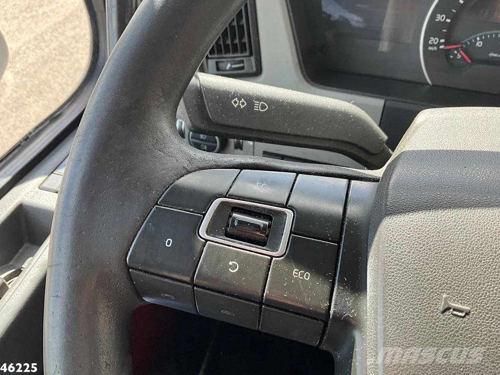 Volvo FM 410 8x4 Hiab 28 Tonmeter laadkraan met 20 Ton S Kotalni prekucni tovornjaki