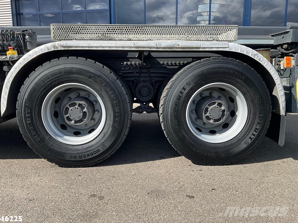 Volvo FM 410 8x4 Hiab 28 Tonmeter laadkraan met 20 Ton S Kotalni prekucni tovornjaki