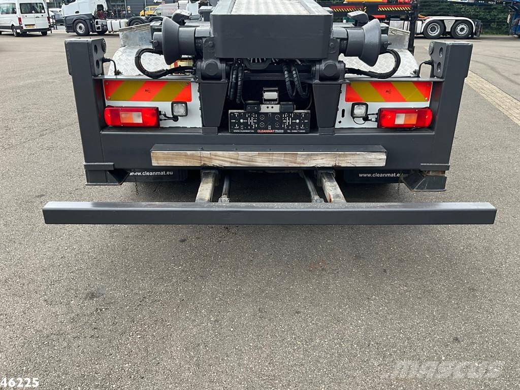 Volvo FM 410 8x4 Hiab 28 Tonmeter laadkraan met 20 Ton S Kotalni prekucni tovornjaki