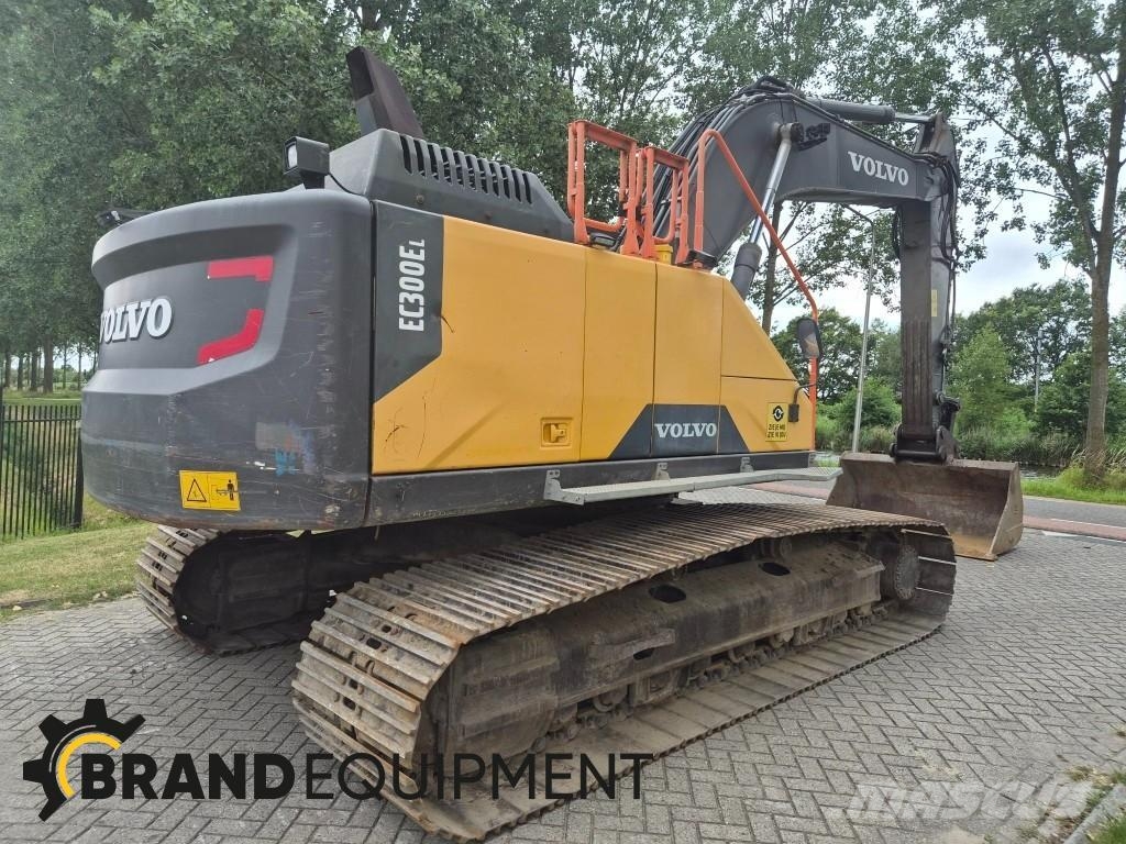Volvo EC 300 EL Гусеничні екскаватори