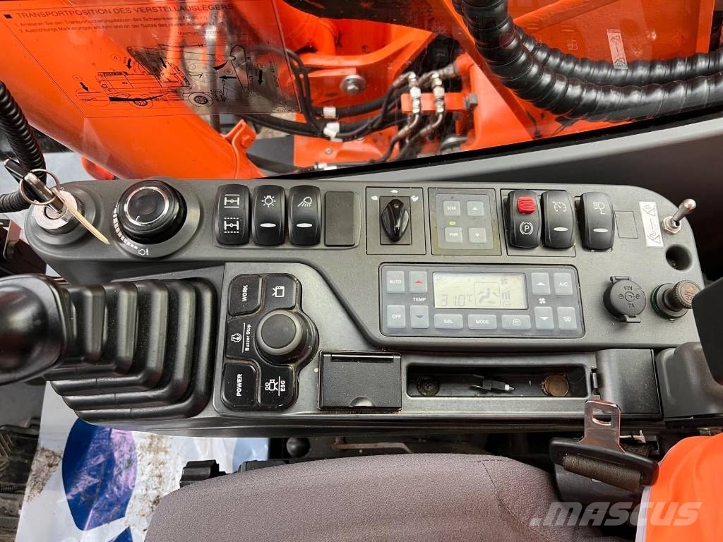 Doosan DX 160 W-3 Excavadoras de ruedas