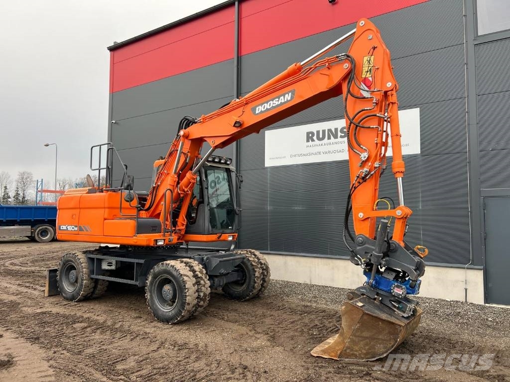 Doosan DX 160 W-3 Excavadoras de ruedas