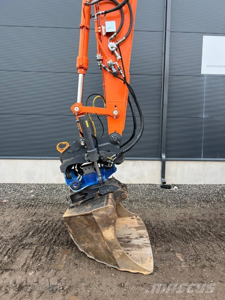 Doosan DX 160 W-3 Excavadoras de ruedas