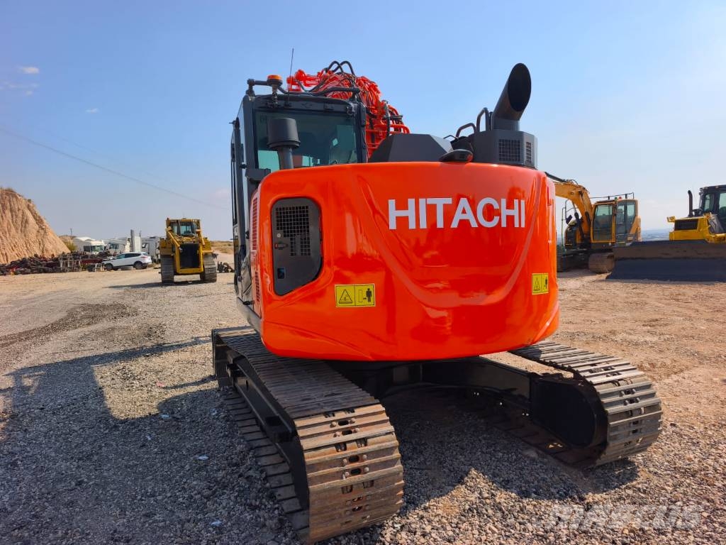 Hitachi ZX 135 US-6 Roomikekskavaatorid