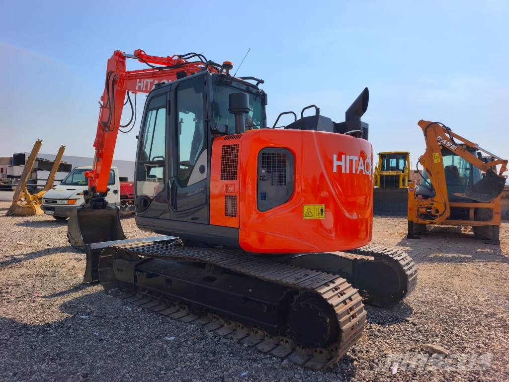 Hitachi ZX 135 US-6 Roomikekskavaatorid