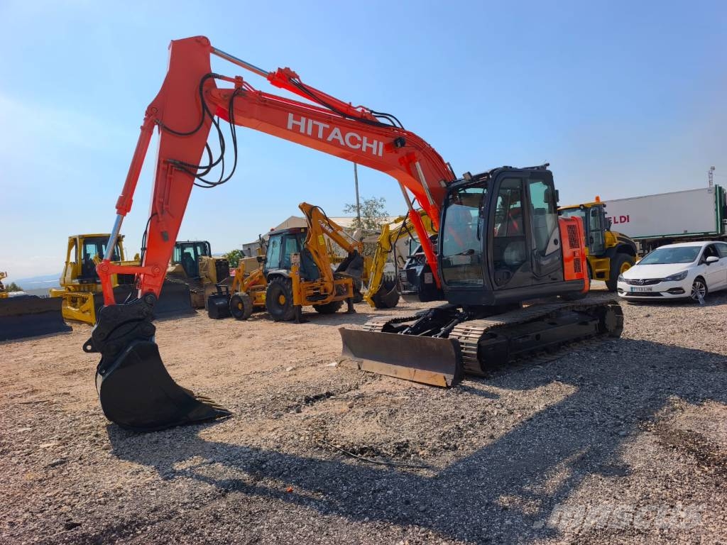 Hitachi ZX 135 US-6 Roomikekskavaatorid