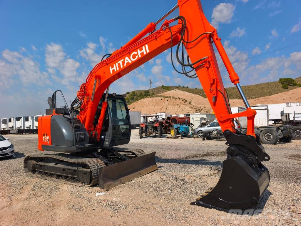 Hitachi ZX 135 US-6 Roomikekskavaatorid