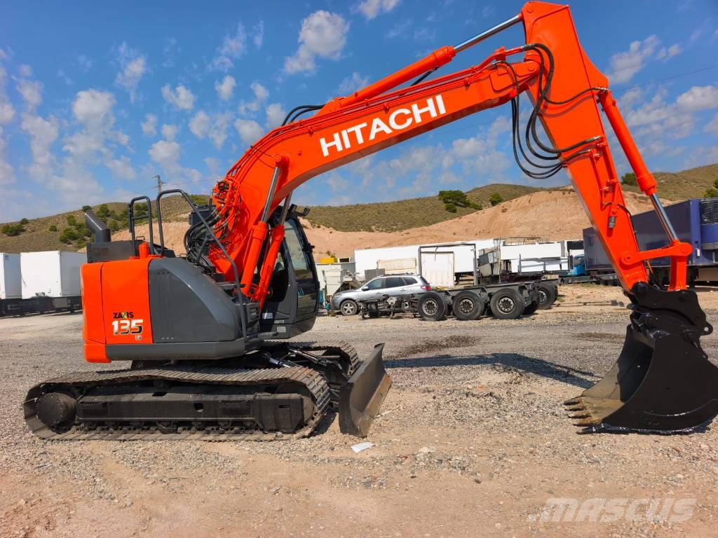 Hitachi ZX 135 US-6 Roomikekskavaatorid