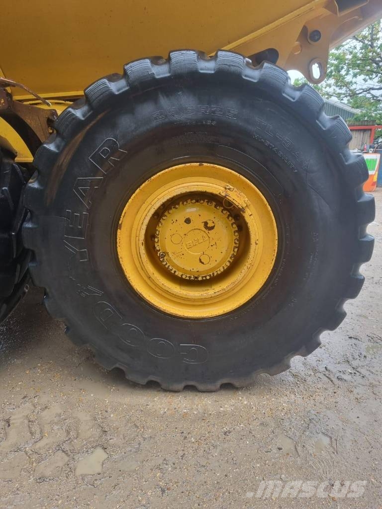 Bell B 40 E Dumper - Knickgelenk