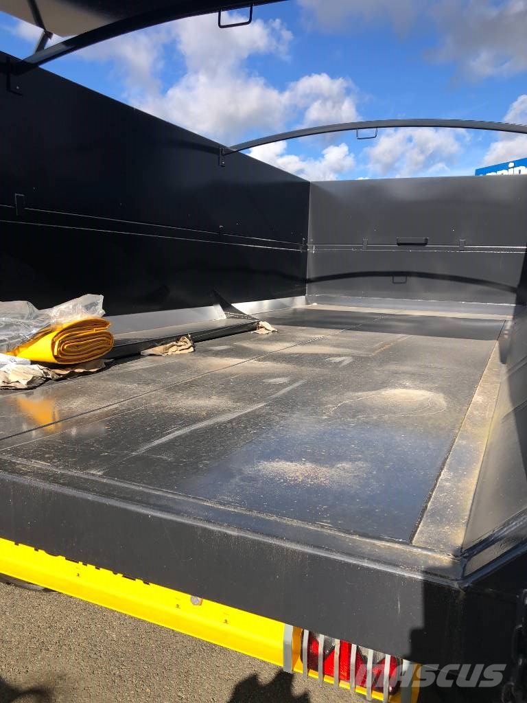 Multiva TRM 16 Universalvogner