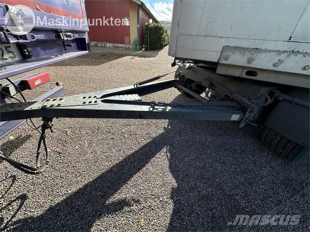 VAK V-4-40 Furgoonhaagised