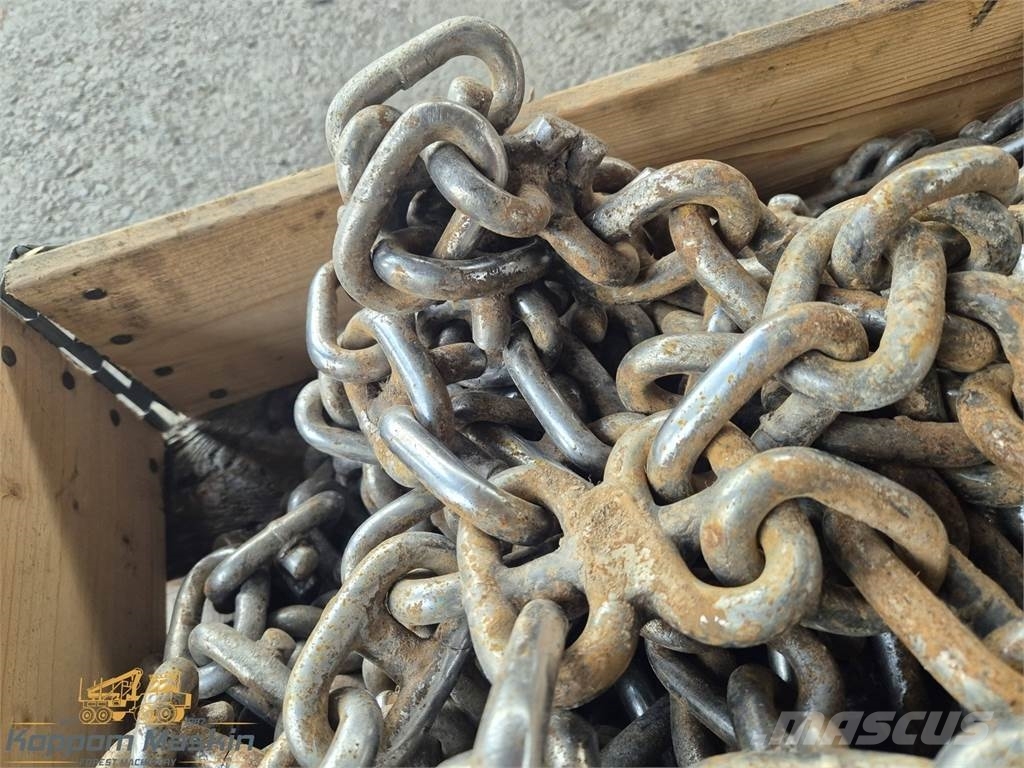 XL-Chains std 700-710x26,5 Used/Beg Lánctalpak, láncok és futóművek