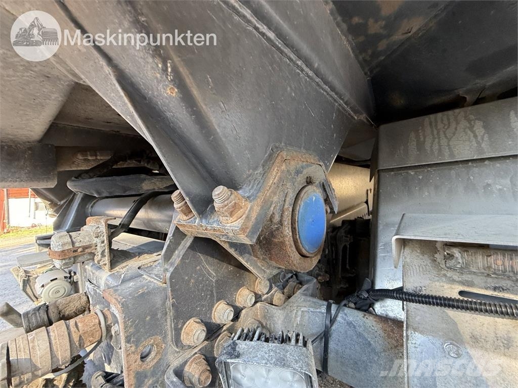 Mercedes-Benz Arocs Sora- ja kippiautot