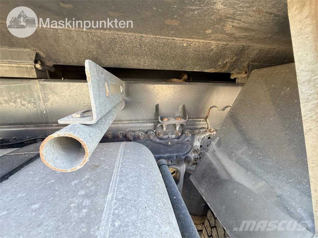 Mercedes-Benz Arocs Sora- ja kippiautot