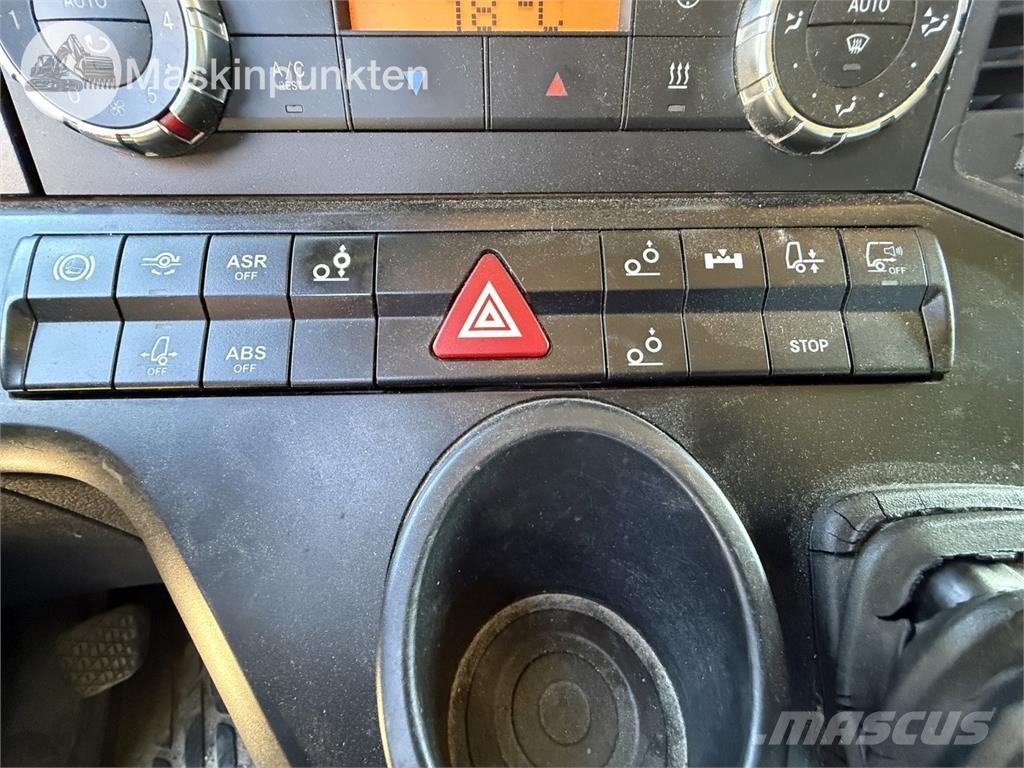 Mercedes-Benz Arocs Sora- ja kippiautot