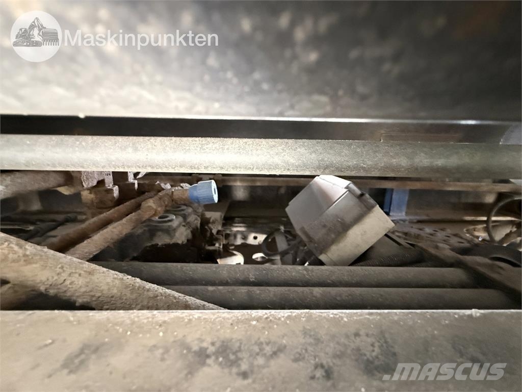 Mercedes-Benz Arocs Sora- ja kippiautot