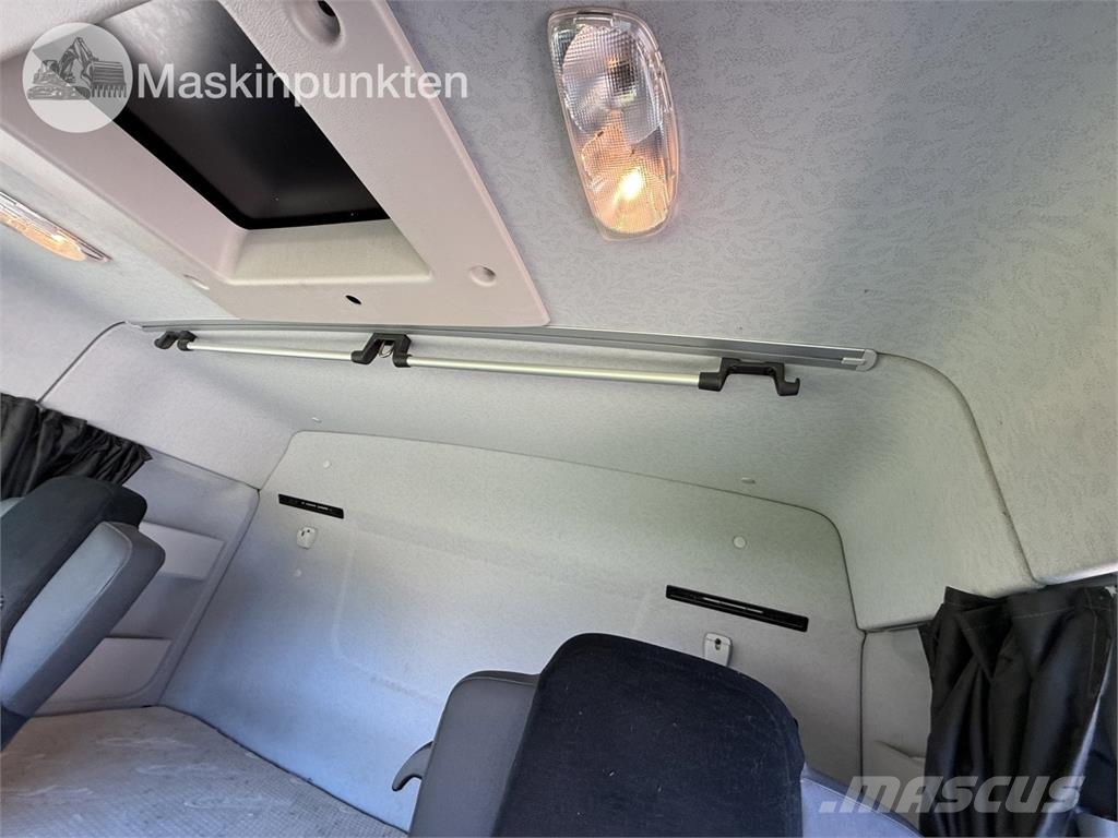 Mercedes-Benz Arocs ダンプ