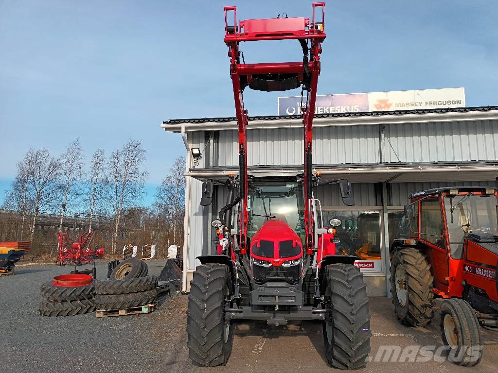 Massey Ferguson 5s.145 Dyna6 Efficient Traktori