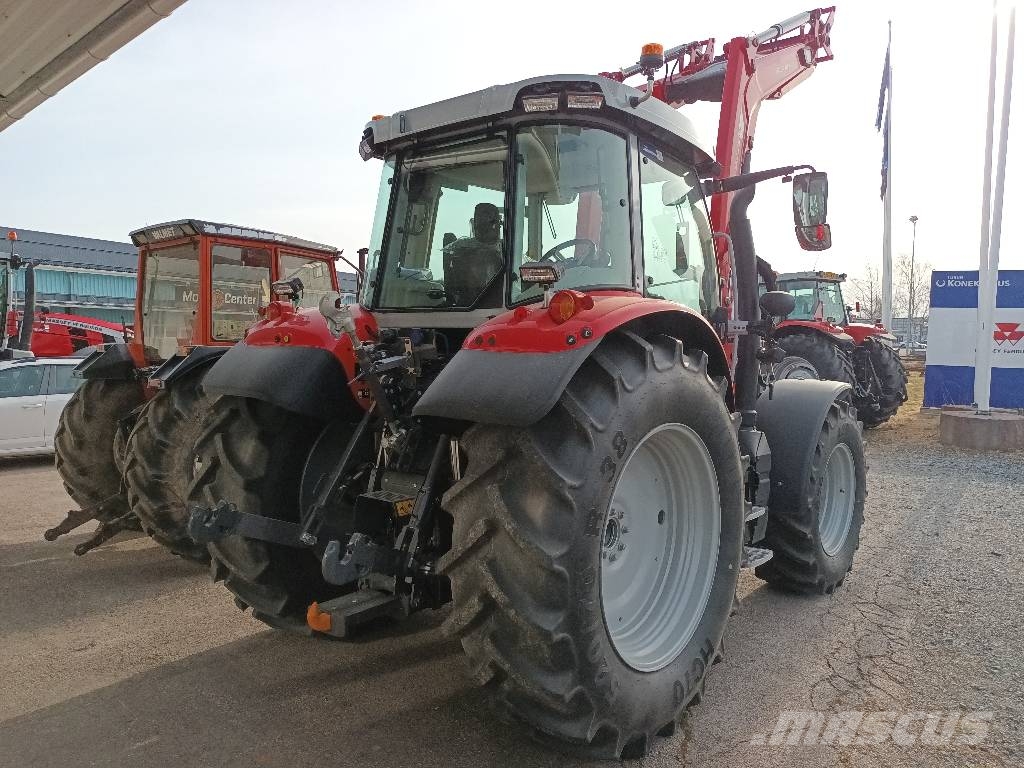 Massey Ferguson 5s.145 Dyna6 Efficient Traktori