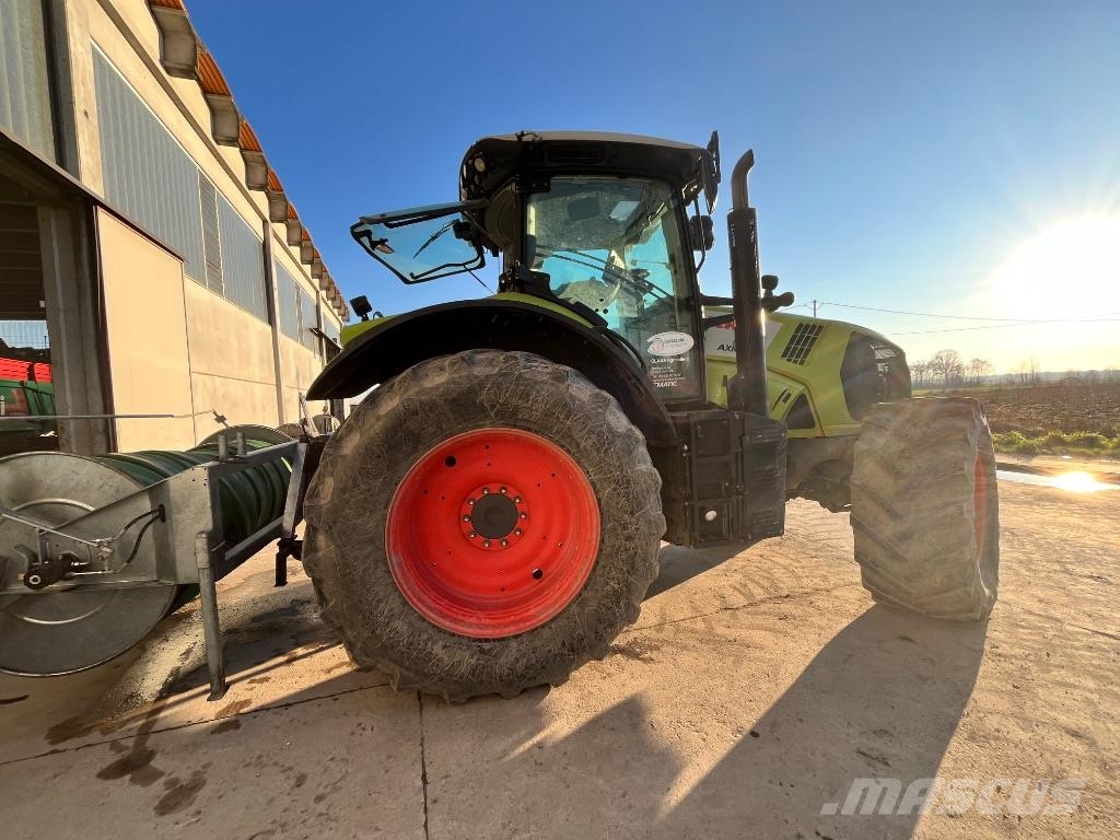 CLAAS Axion 850 c Tractoren