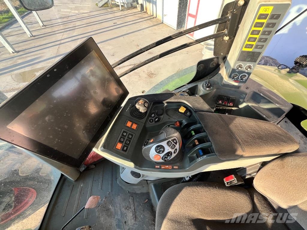 CLAAS Axion 850 c Tractoren