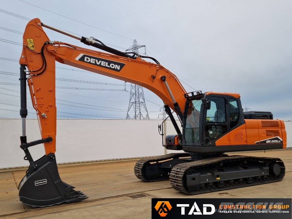 Develon DX 225 LC-7M Raupenbagger