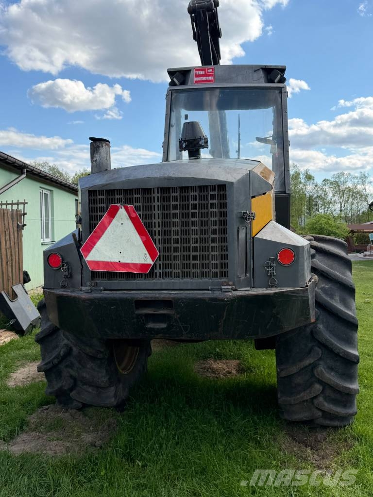 Sampo-Rosenlew 1046 Harvesters