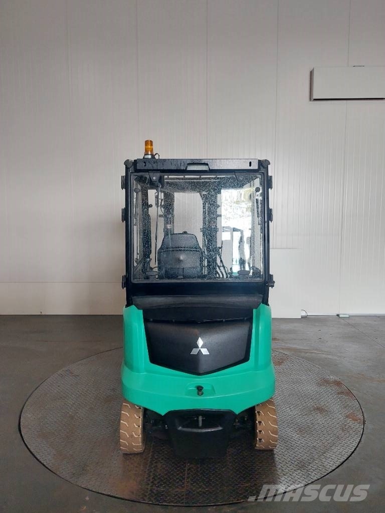 Mitsubishi FB25N Heftruck Sähkötrukit