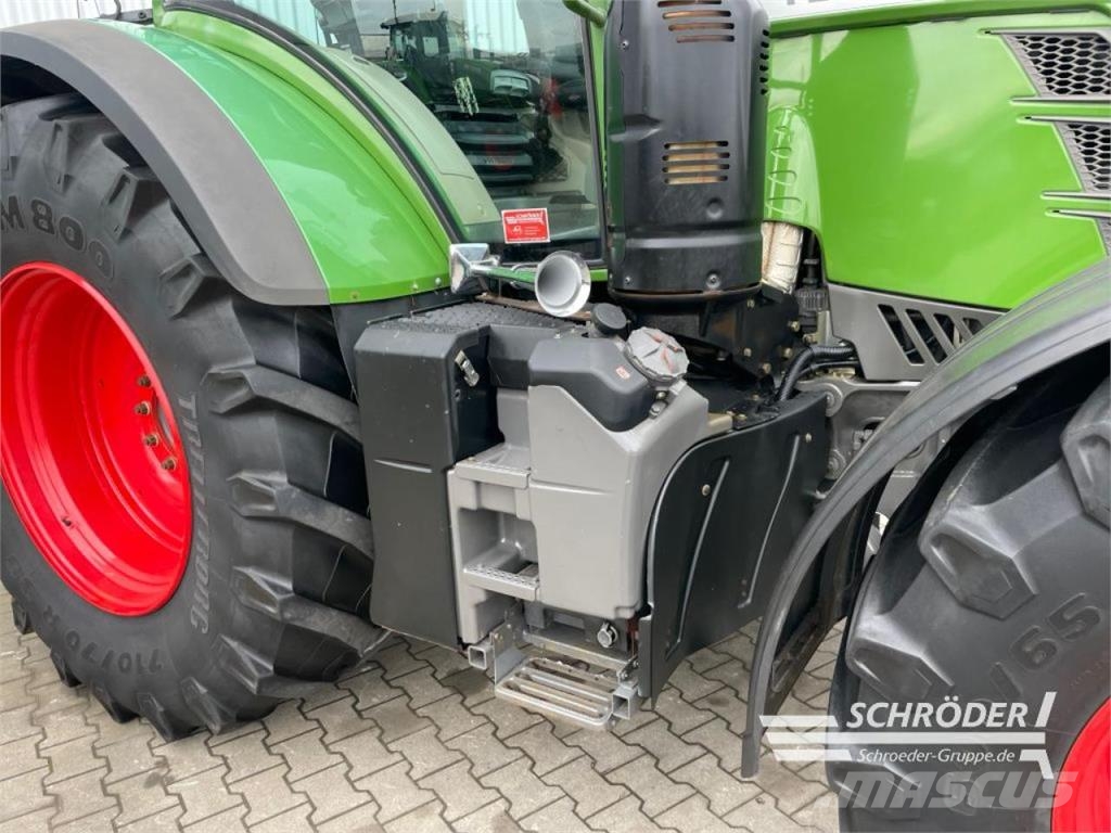 Fendt 724 VARIO S4 PROFI PLUS Tractors