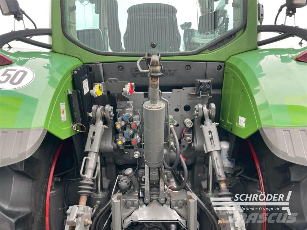 Fendt 724 VARIO S4 PROFI PLUS Tractors