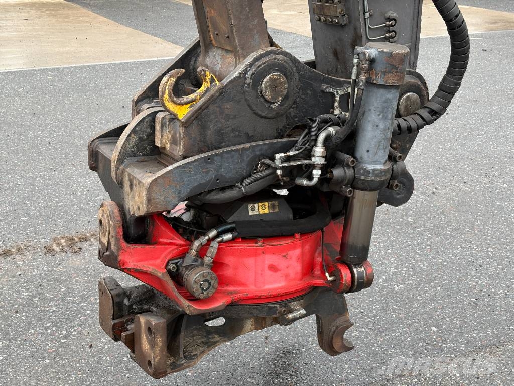 Volvo ECR 235 E Kāpurķēžu ekskavatori