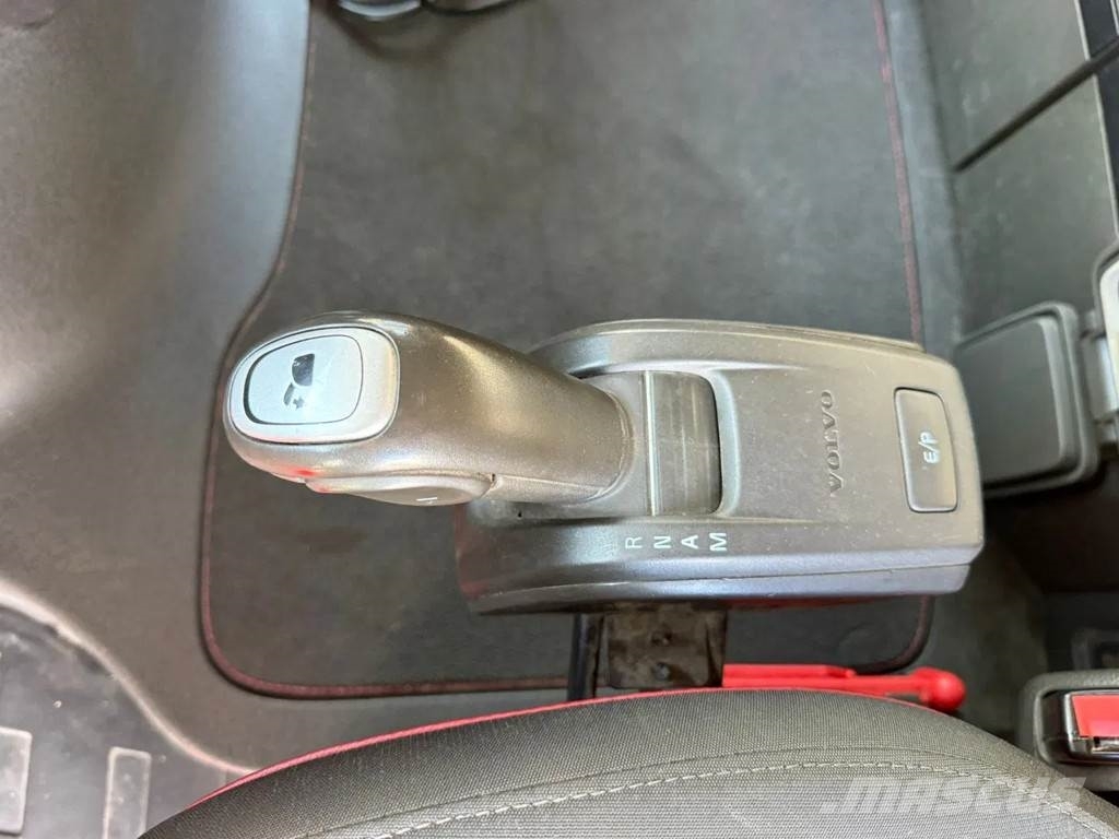 Volvo FH 540 8x4 Pusher Tractor Trekkers
