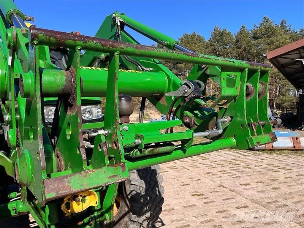 John Deere 6140 R Traktoren