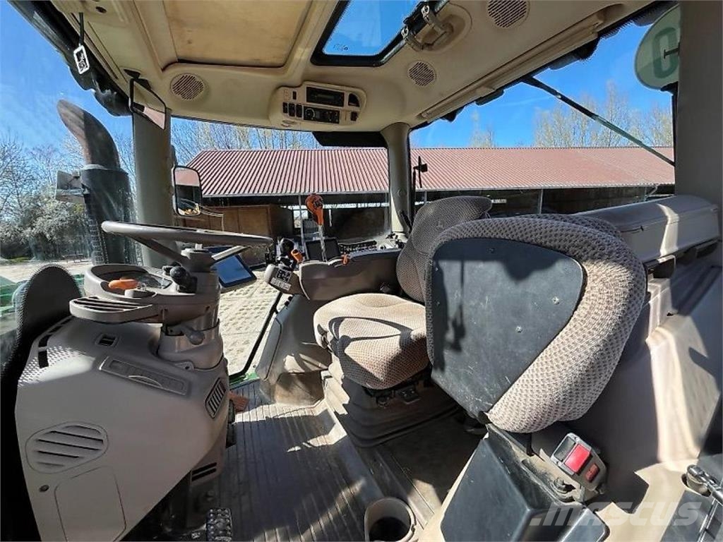 John Deere 6140 R Traktoren