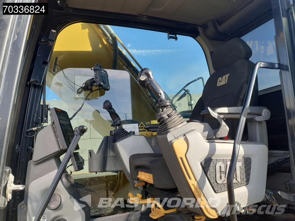 CAT 330 07A Bagri goseničarji