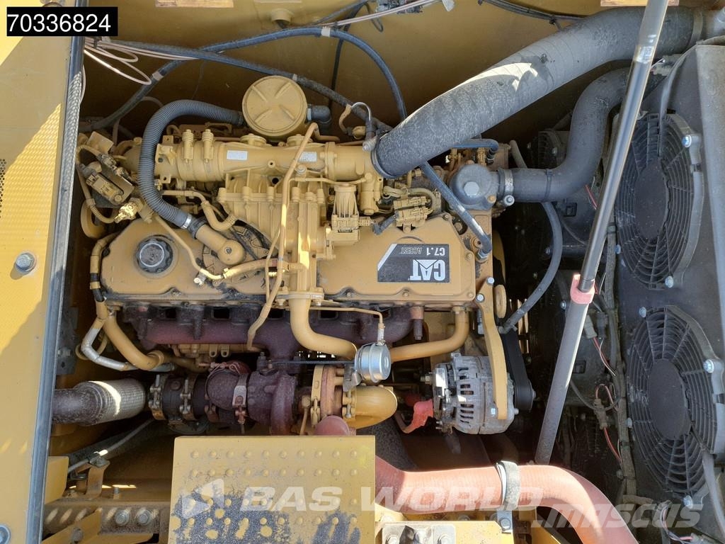 CAT 330 07A Bagri goseničarji