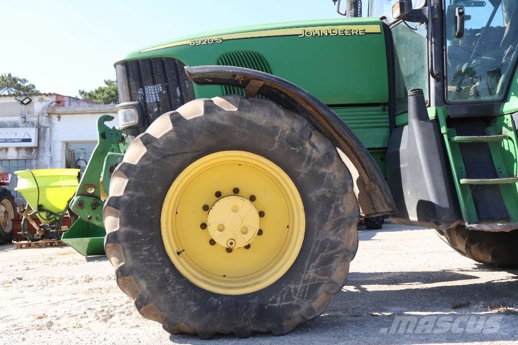 John Deere 6920 S Tractoare