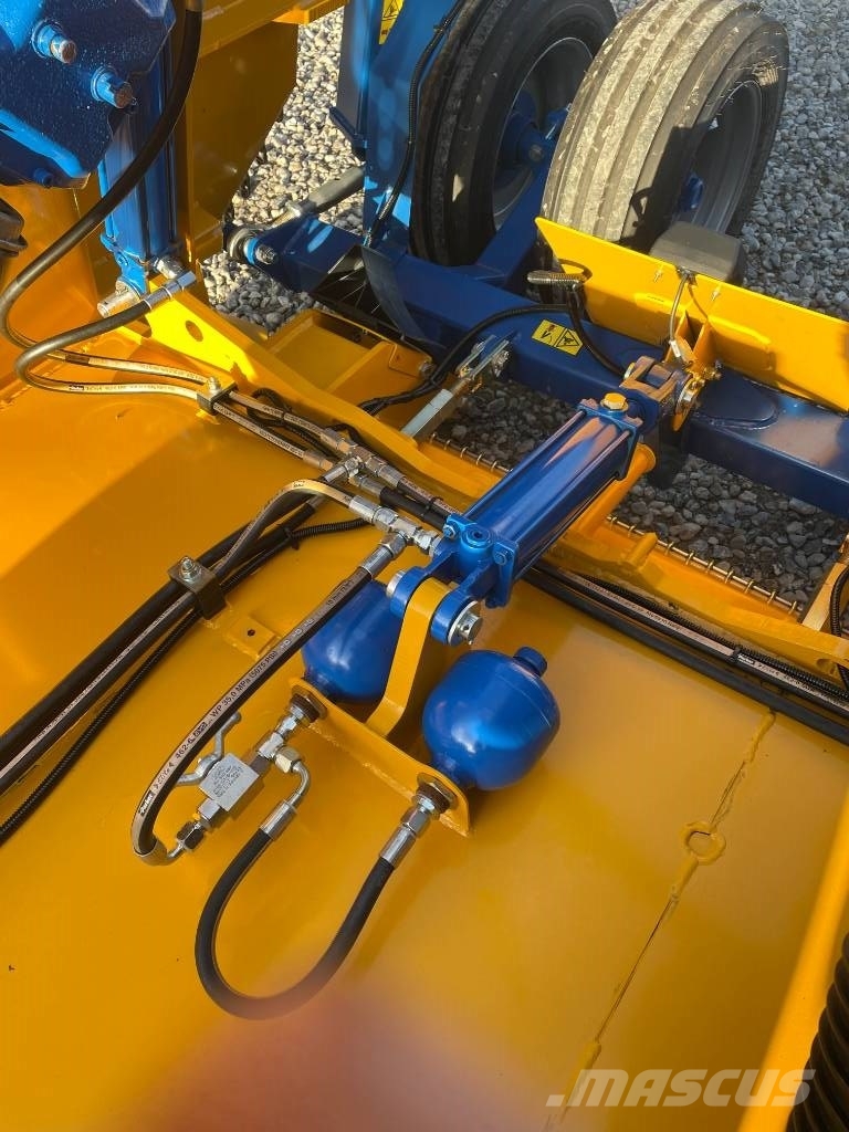 Bomford TriWing 4600 Kosilice