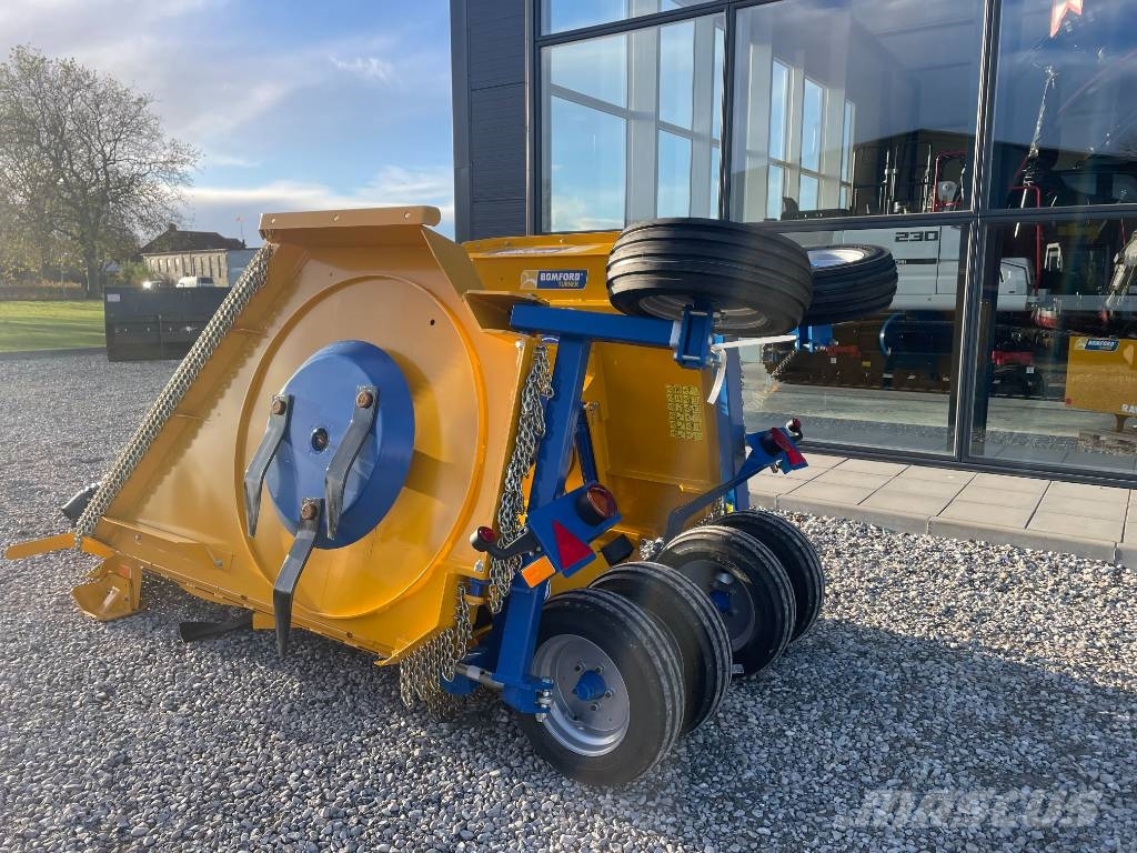 Bomford TriWing 4600 Kosilice