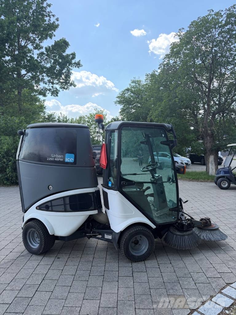 Egholm City Ranger 2250 Tänavapuhastusmasinad