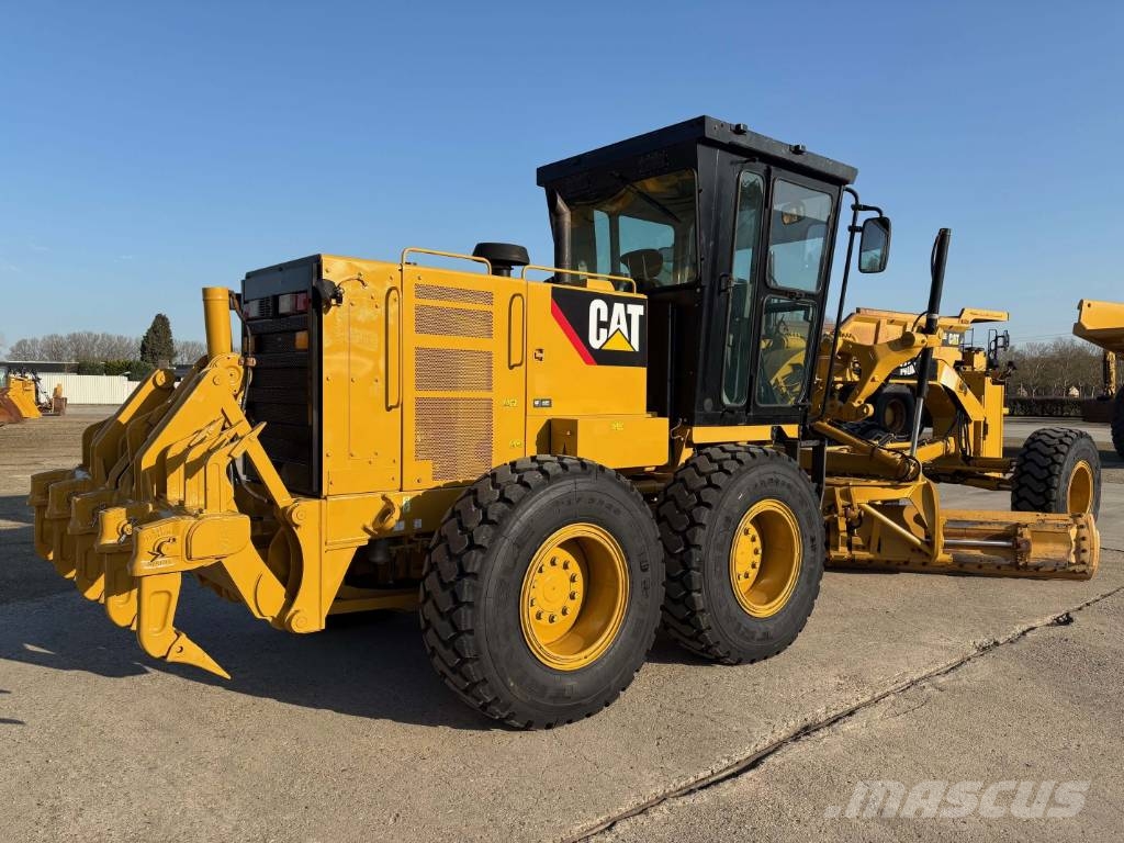 CAT 140 K Graders