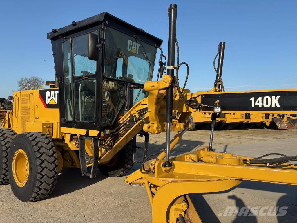 CAT 140 K Graders