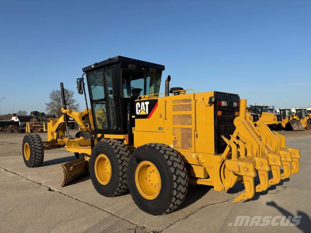CAT 140 K Graders