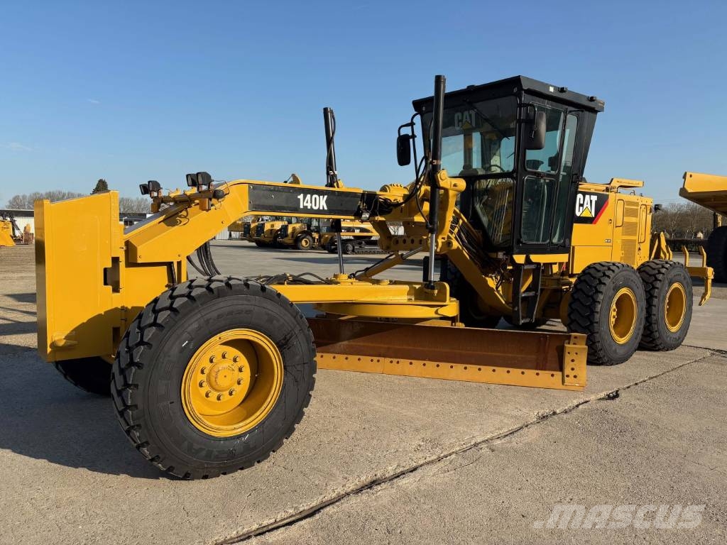 CAT 140 K Graders