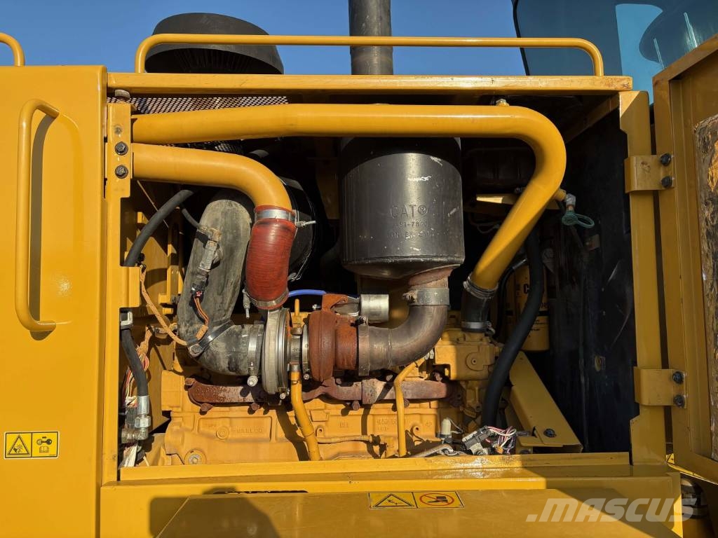 CAT 140 K Graders