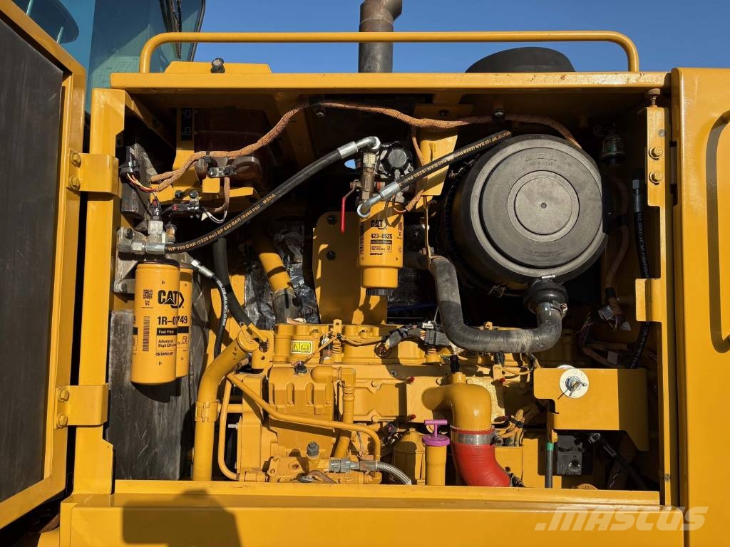 CAT 140 K Graders